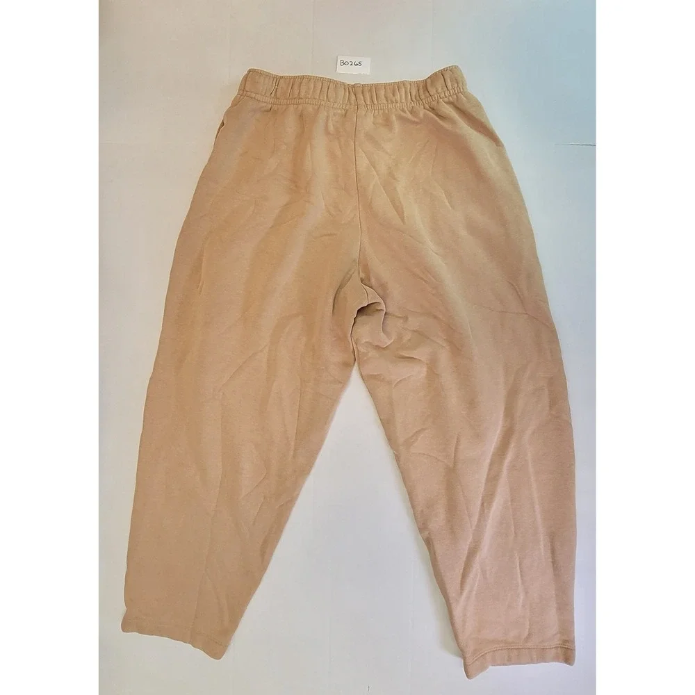 Nike Women's Tan Fleece Cropped Sweatpants Drawstring Waist Casual Comfy‎ Small